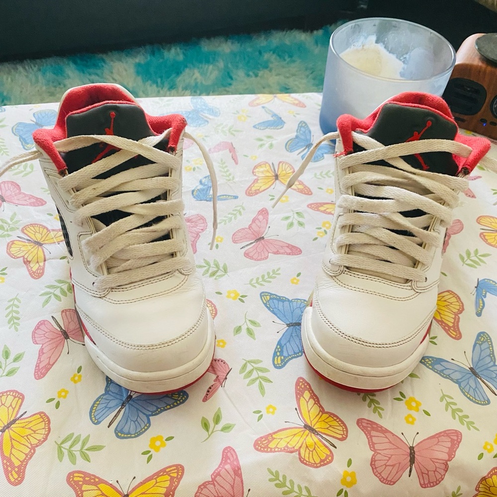 Air Jordan 5 Retro Size 5.5 - Picture 11 of 12